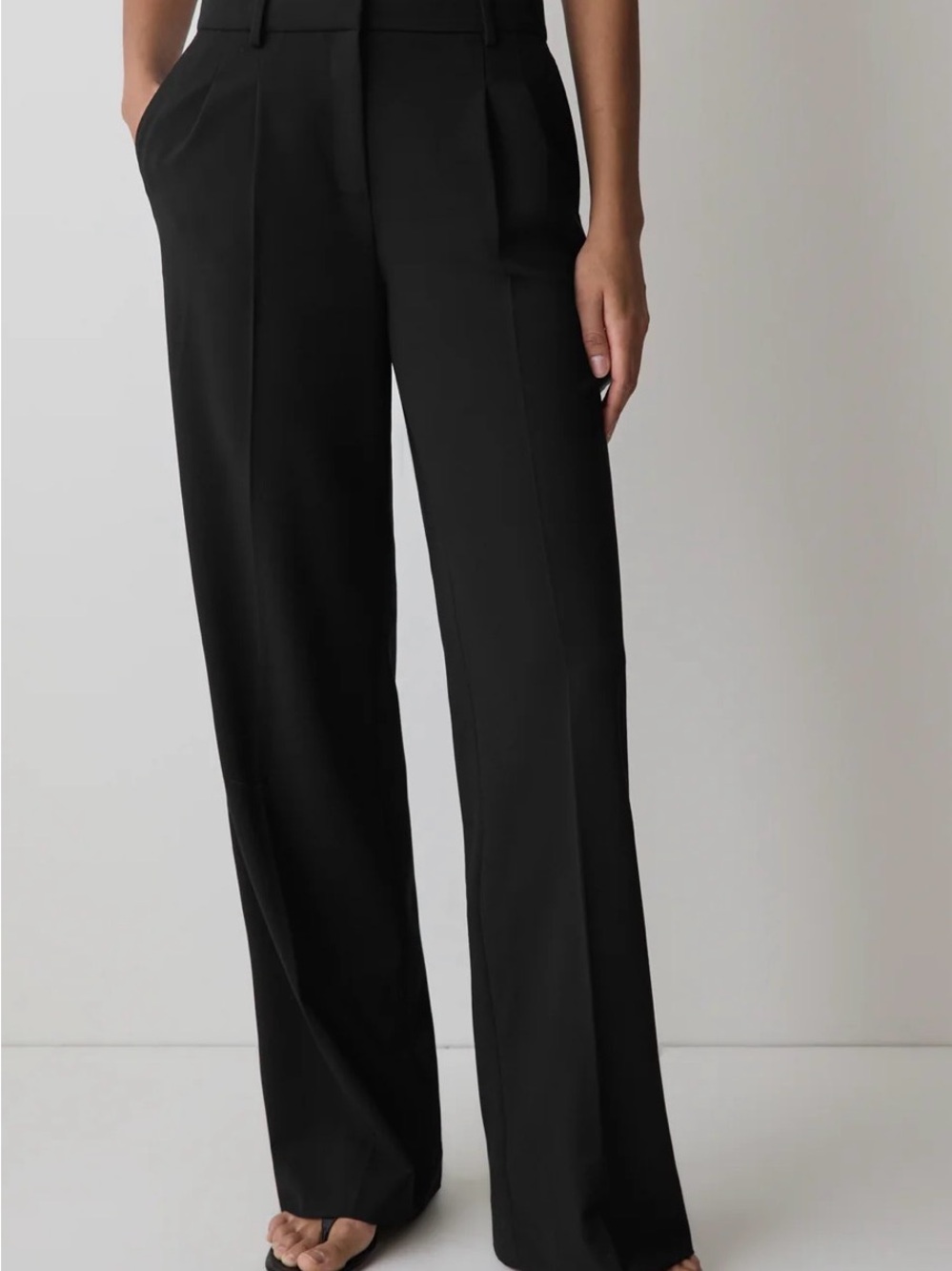 RW&CO. Black Wide-Leg Dress Pants